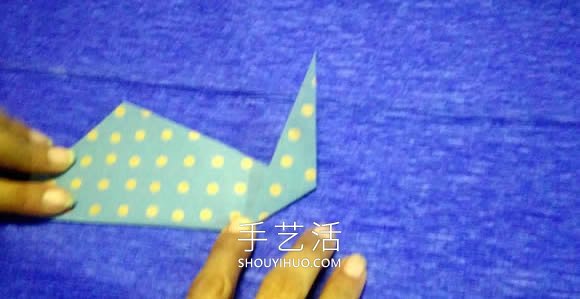 一步一步折紙鯨魚的簡單圖解教程 -  www.rpnrmr.com