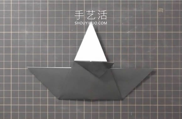 折紙嘴巴會(huì)動(dòng)的烏鴉的折法視頻教程 -  www.rpnrmr.com