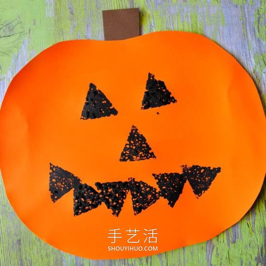 最簡單幼兒手工制作萬圣節(jié)南瓜燈的做法教程 -  www.rpnrmr.com