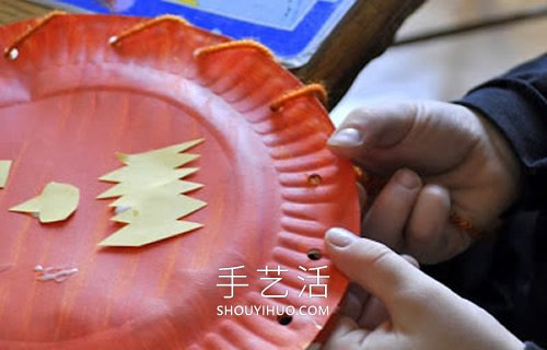 幼兒手工制作萬圣節(jié)紙盤南瓜燈籠的做法教程 -  www.rpnrmr.com