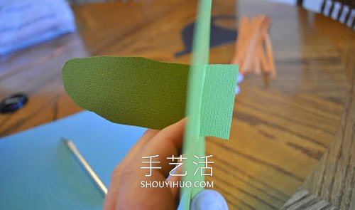 幼兒園手工制作卡紙巫婆的做法教程 -  www.rpnrmr.com
