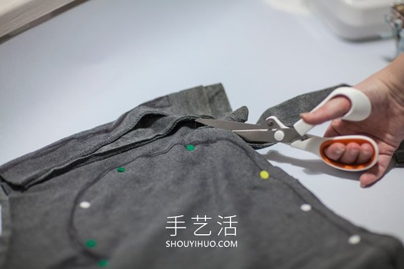 舊運動褲改造制作愛心墊子的方法圖解 -  www.rpnrmr.com