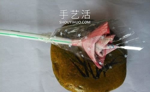 一百元面值人民幣折玫瑰花的步驟圖解 -  www.rpnrmr.com
