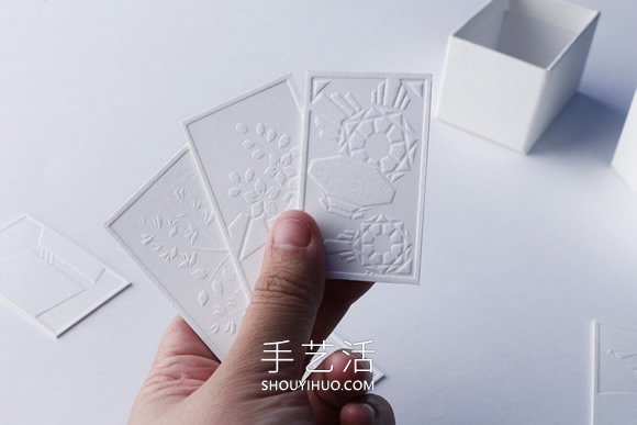 揉合極簡(jiǎn)浮雕、日本傳統(tǒng)美學(xué)的絕美花札設(shè)計(jì) -  www.rpnrmr.com