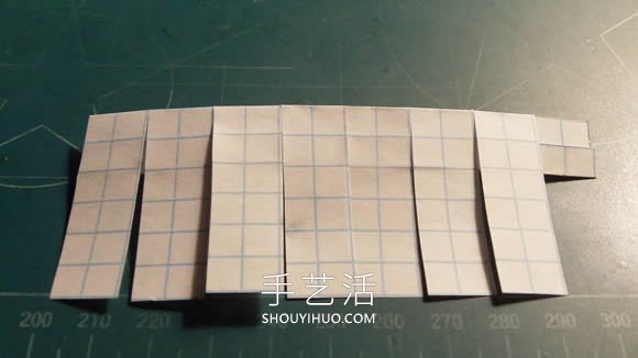 旋轉(zhuǎn)紙飛機(jī)的折法最簡(jiǎn)單教程 -  www.rpnrmr.com