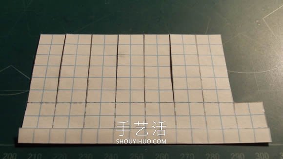 旋轉(zhuǎn)紙飛機(jī)的折法最簡(jiǎn)單教程 -  www.rpnrmr.com