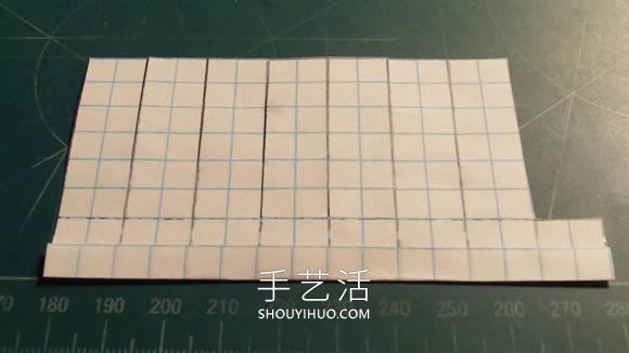 旋轉(zhuǎn)紙飛機(jī)的折法最簡(jiǎn)單教程 -  www.rpnrmr.com
