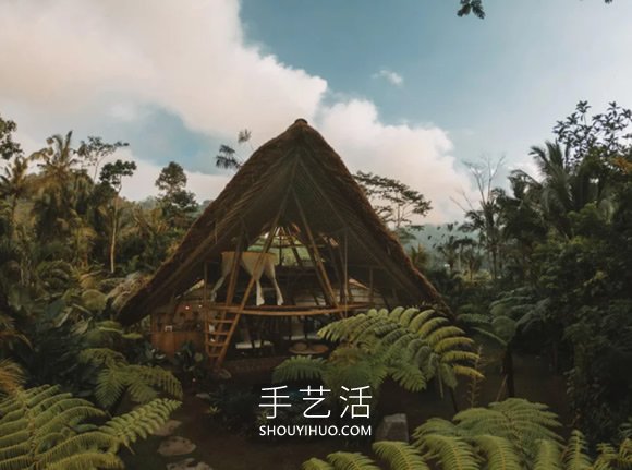 竹子建造3層樓度假小屋，打造隱世避暑秘境 -  www.rpnrmr.com