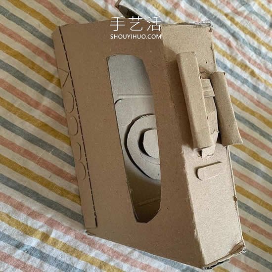 媽媽用紙板做生活用品，讓孩子們學(xué)習(xí)如何使用 -  www.rpnrmr.com