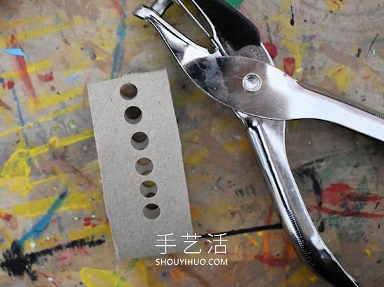 扭扭棒圣誕樹(shù)手工制作方法教程 -  www.rpnrmr.com