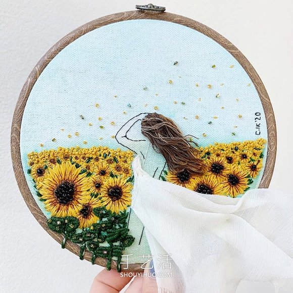 3D人物刺繡，仿佛夏日的微風(fēng)輕拂過她們 -  www.rpnrmr.com