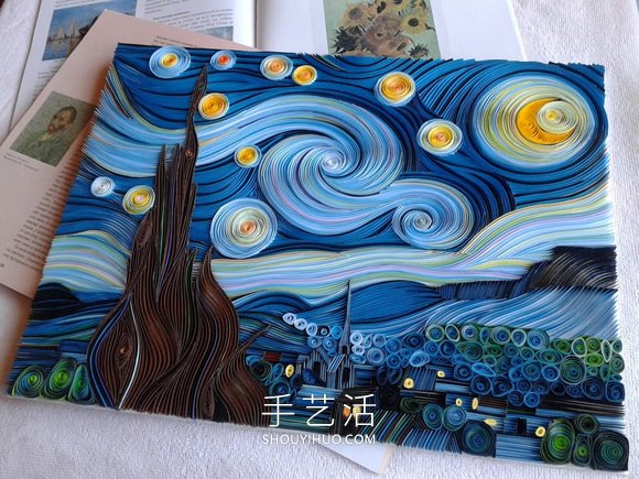 衍紙藝術(shù)家手工DIY梵高的“星月夜” -  www.rpnrmr.com